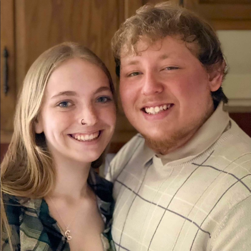 Meet your Posher, Kira